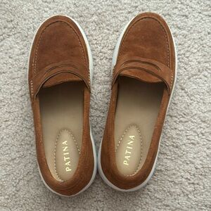 Portland Leather brand Patina loafers. Size 7.5